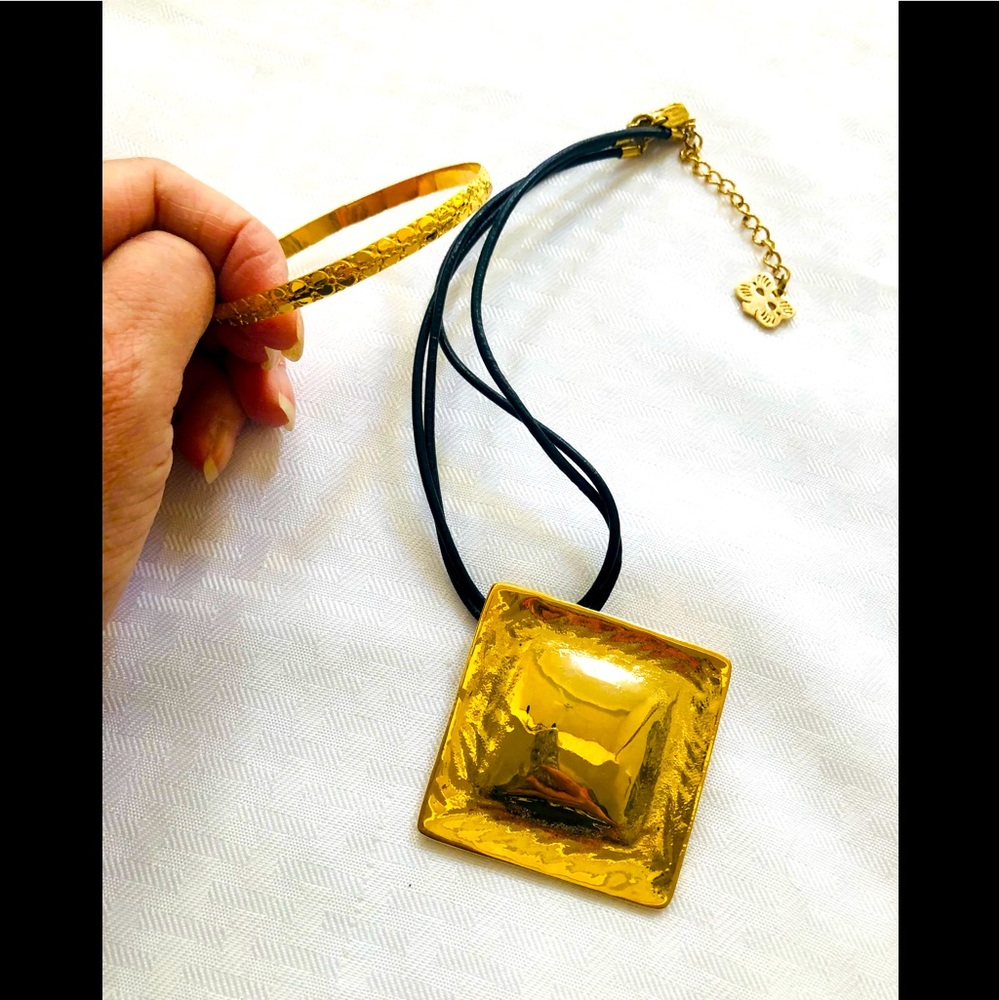 Gold Tone Adjustable Necklace and Bracelet